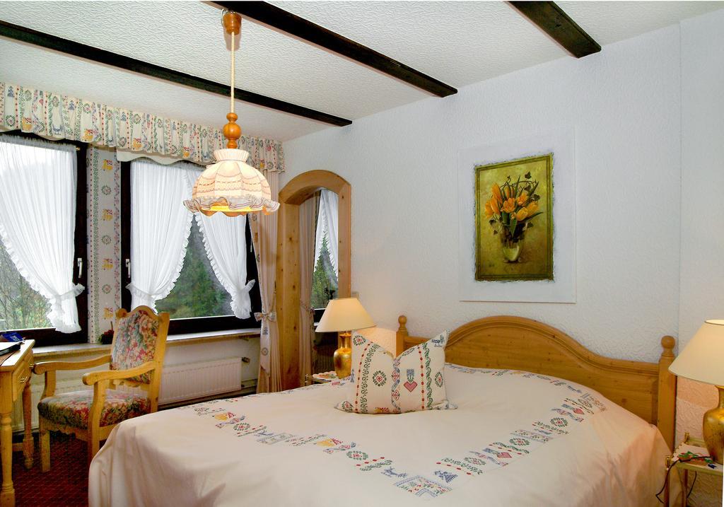 Wellness Und Romantik Hotel Helmboldt Bad Sachsa Room photo