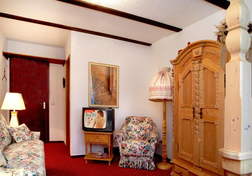 Wellness Und Romantik Hotel Helmboldt Bad Sachsa Room photo