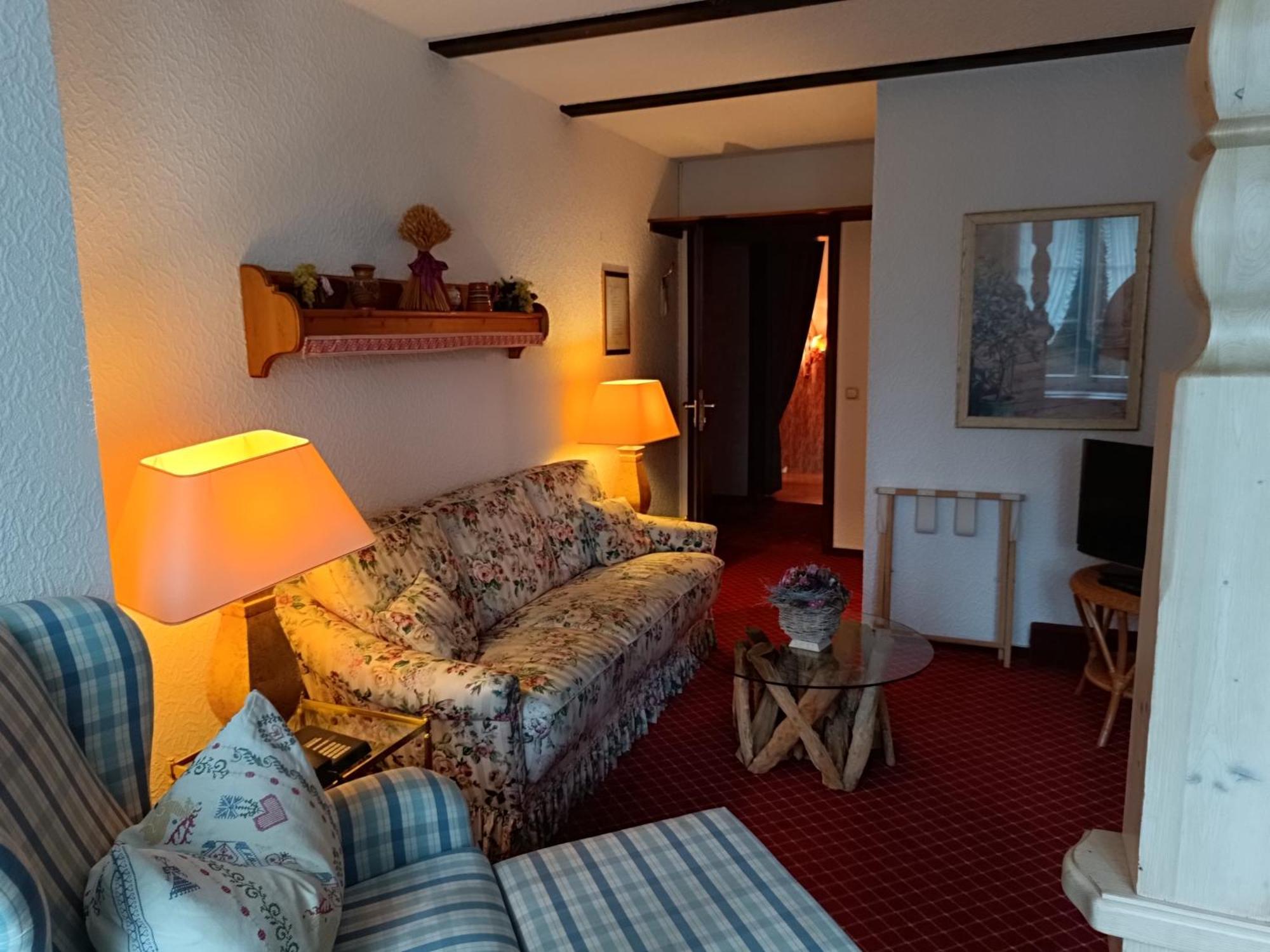 Wellness Und Romantik Hotel Helmboldt Bad Sachsa Exterior photo